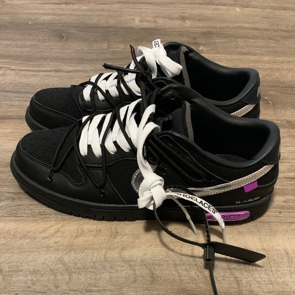 OffWhite Nike Dunks - Picture 2 of 5